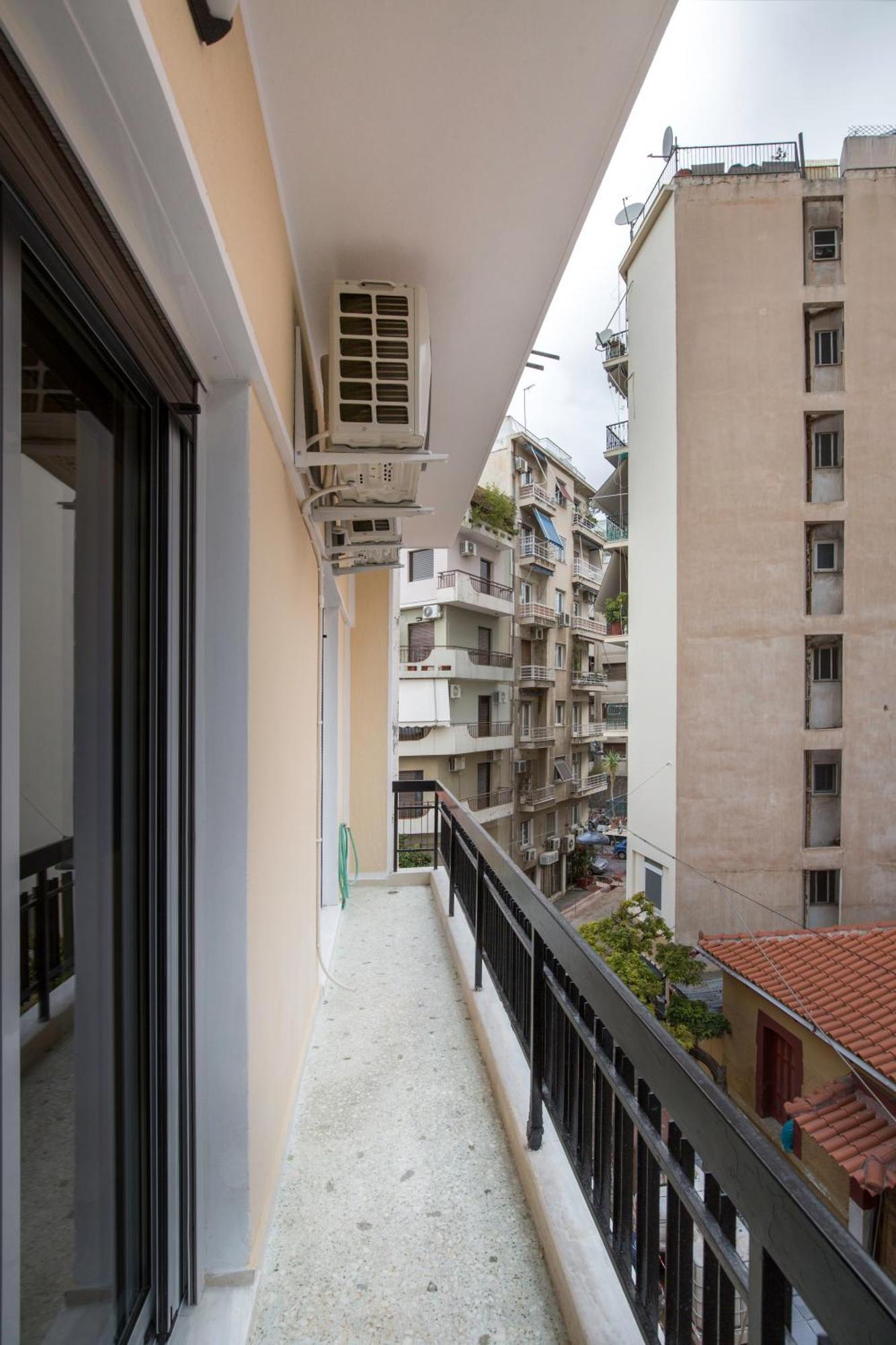 Urban Spacious Apartment Near Kallimarmaron Atena Exterior foto